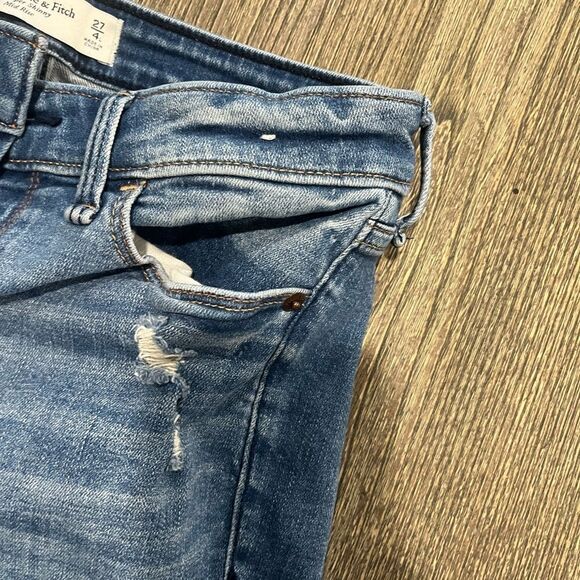 Abercrombie & Fitch The Super Skinny Jeans Mid Rise Ripped Medium Wash Size 27/4 - Picture 4 of 11
